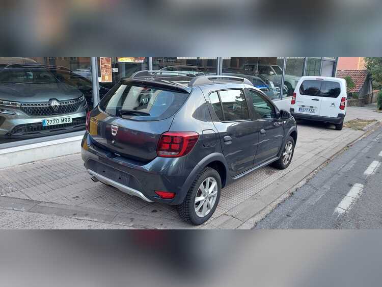 Dacia Sandero Stepway TCE 90 CV foto 3